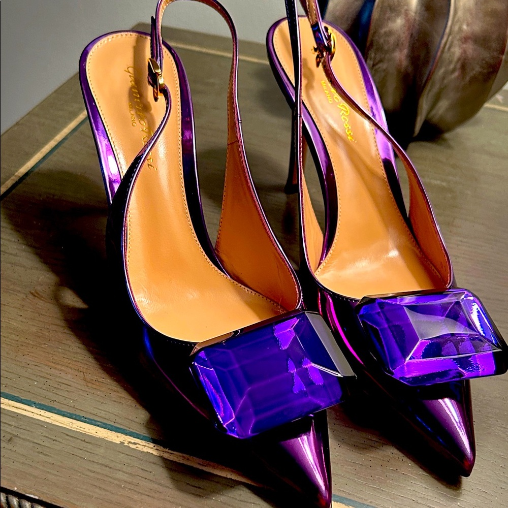 Gianvito Rossi Shiny Purple Slingback Heels Pumps